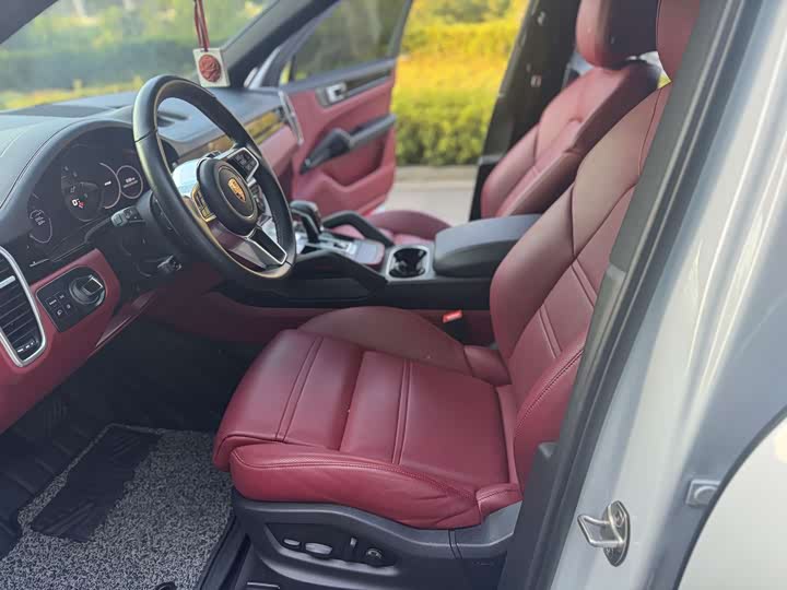 Фото 6 - Porsche Cayenne