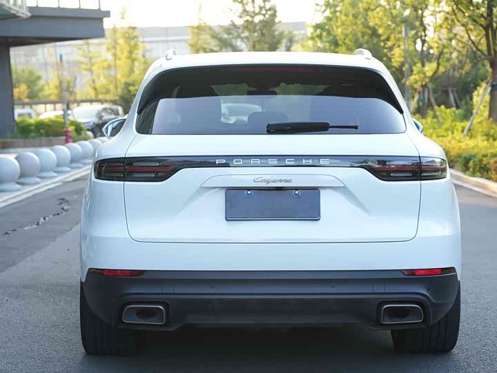 Фото 8 - Porsche Cayenne