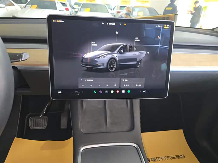 Фото 5 - Tesla Model Y