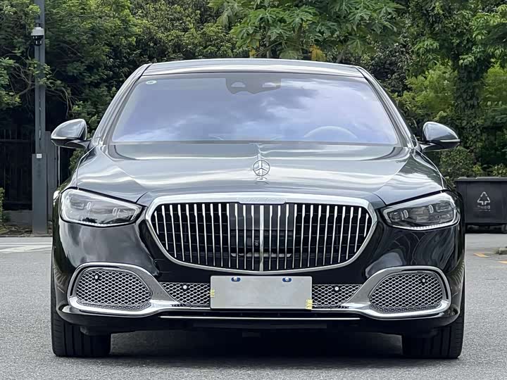 Фото 1 - Mercedes-Benz Maybach S-Class