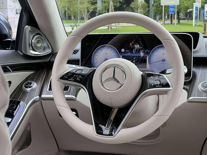 Фото 7 - Mercedes-Benz Maybach S-Class