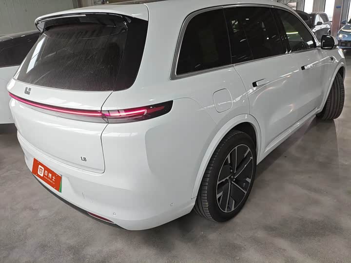 Фото 6 - LiXiang L8