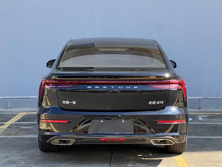 Фото 8 - Bestune B70