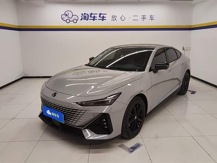 Фото 1 - Changan UNI-V Hybrid