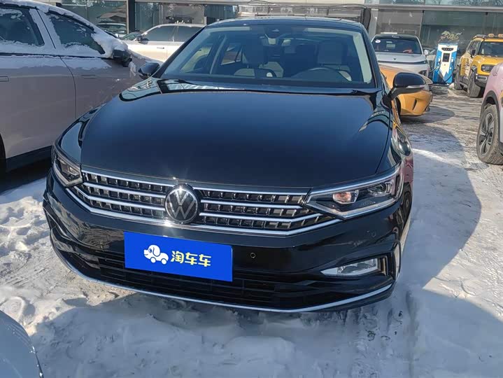 Фото 2 - Volkswagen Magotan