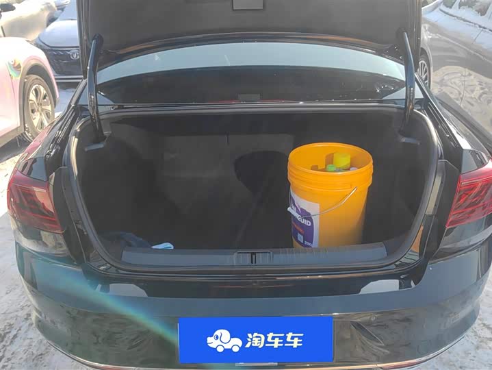 Фото 4 - Volkswagen Magotan