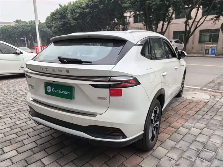 Фото 7 - Roewe D5X DMH