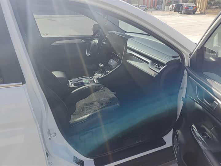 Фото 8 - Haval M6