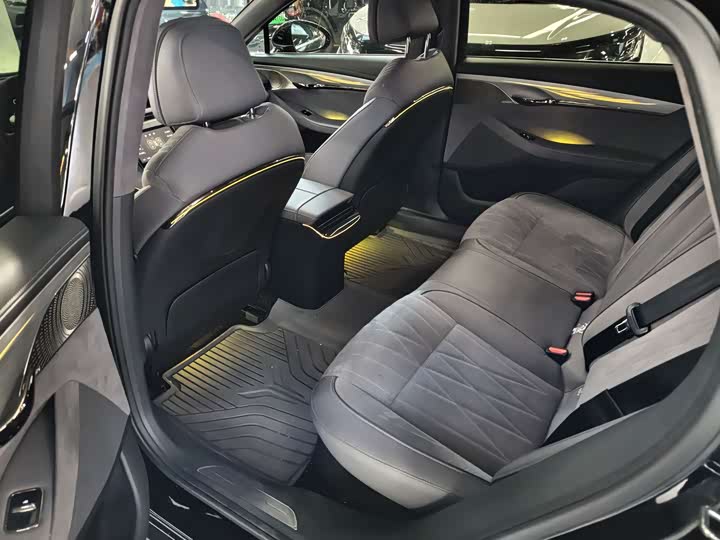 Фото 4 - Voyah Passion