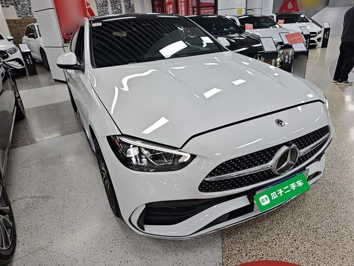 Фото 4 - Mercedes-Benz C-Class