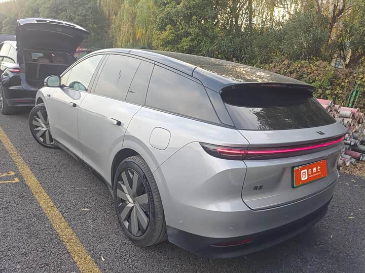 Фото 3 - LiXiang i6