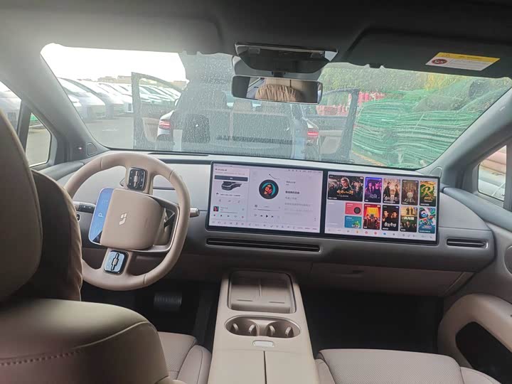 Фото 8 - LiXiang i6