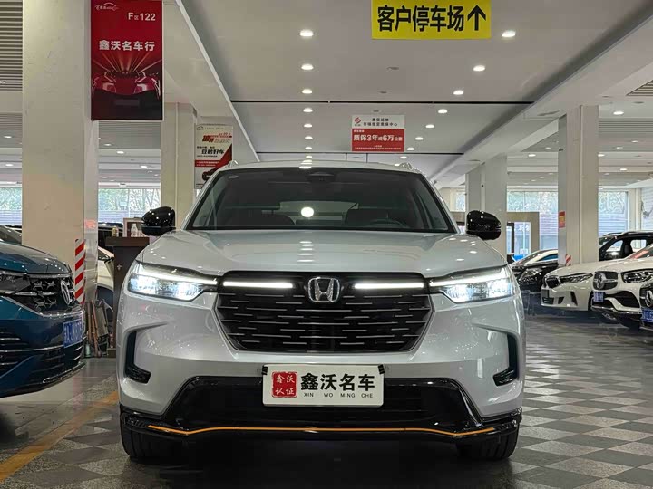 Фото 2 - Honda HR-V