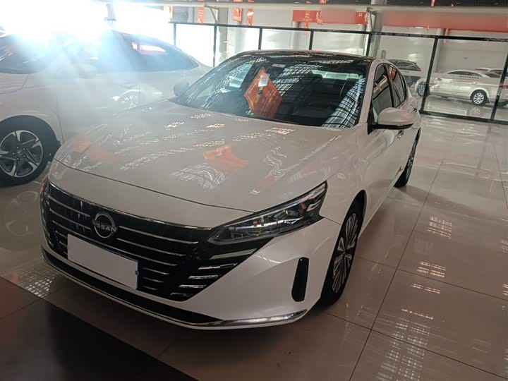 Фото 2 - Nissan Teana