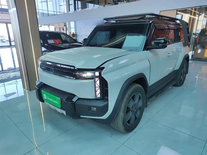 Фото 1 - Chery iCar 03T