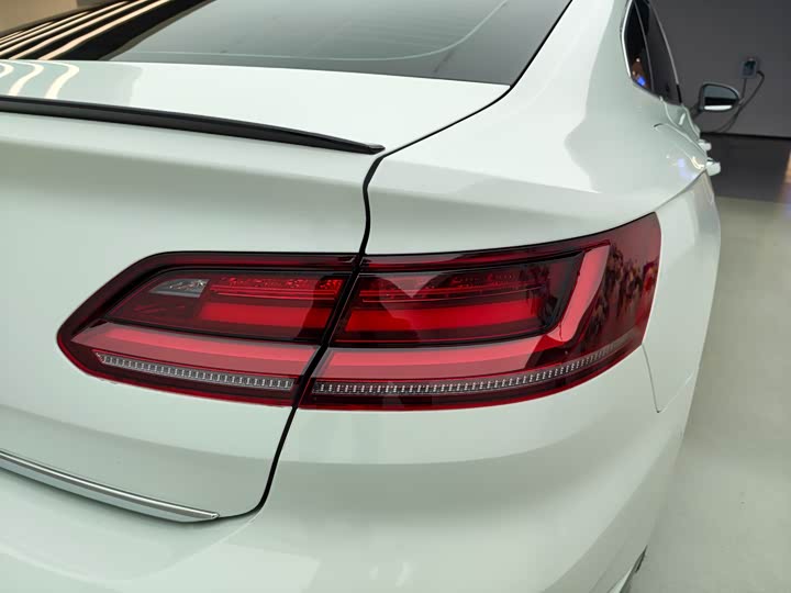 Фото 6 - Volkswagen CC