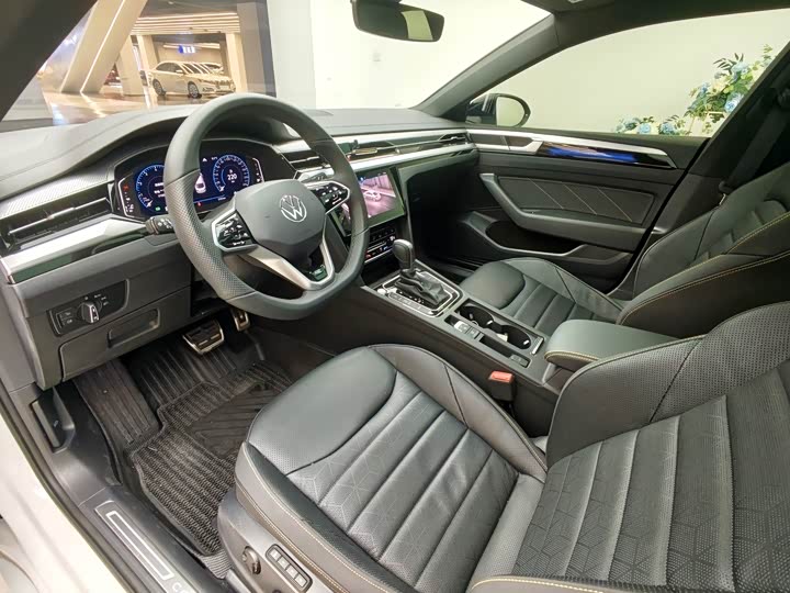 Фото 9 - Volkswagen CC