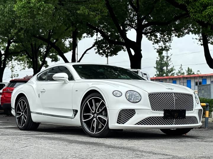 Фото 2 - Bentley Continental GT