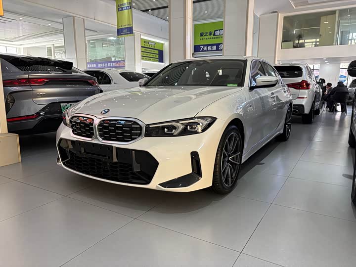 Фото 1 - BMW 3 Series