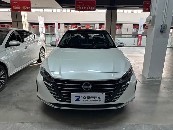 Фото 2 - Nissan Teana