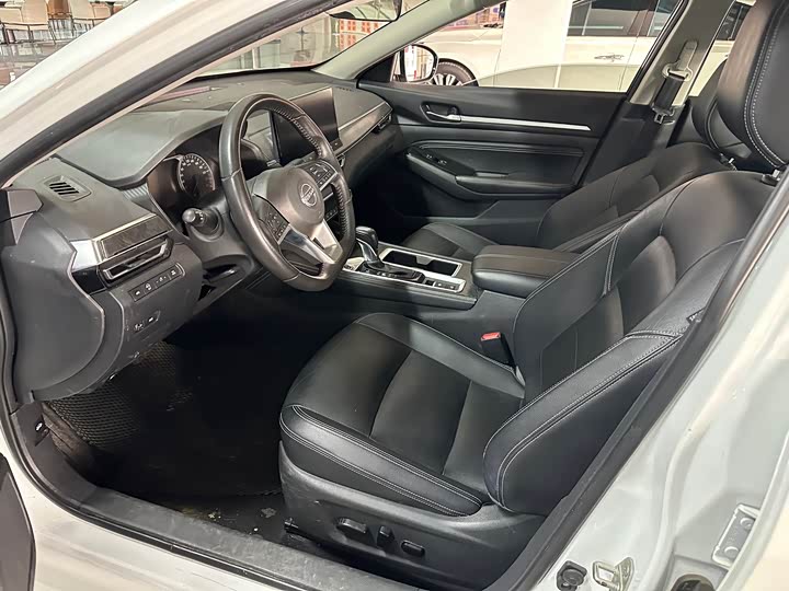 Фото 4 - Nissan Teana