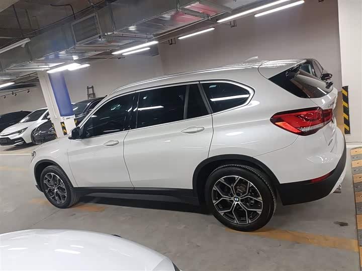 Фото 5 - BMW X1