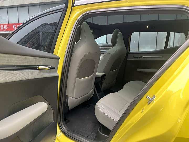 Фото 9 - Volvo EX30