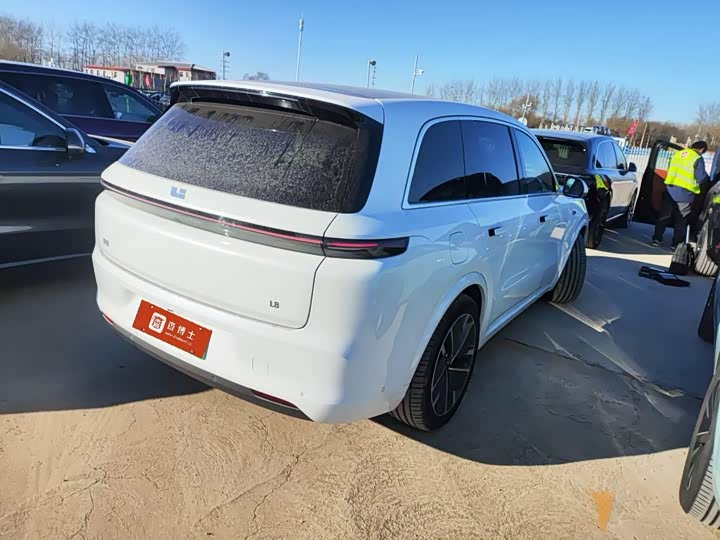 Фото 7 - LiXiang L8