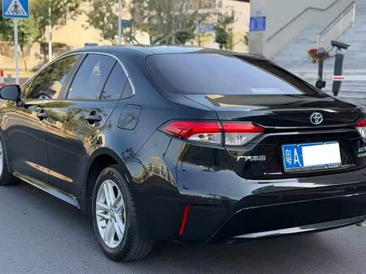 Фото 3 - Toyota Levin