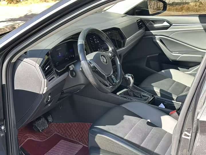 Фото 8 - Volkswagen Sagitar L