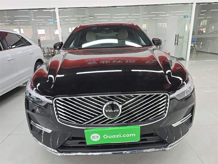 Фото 3 - Volvo XC60