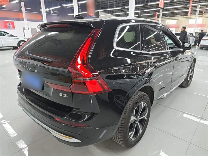 Фото 7 - Volvo XC60