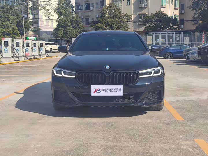 Фото 3 - BMW 5 Series