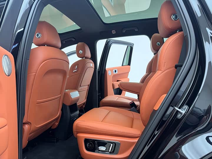 Фото 9 - LiXiang L8