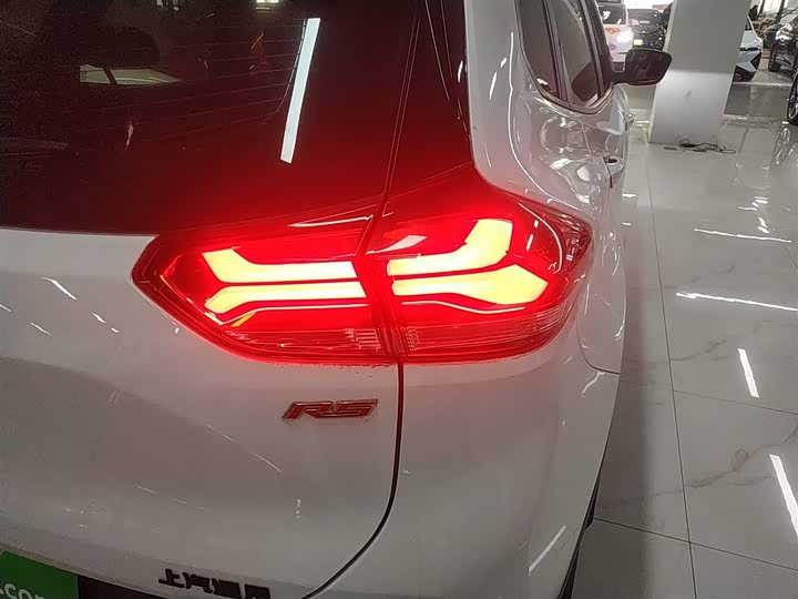 Фото 8 - Chevrolet Tracker