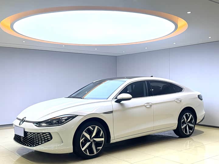 Фото 1 - Volkswagen Lamando L