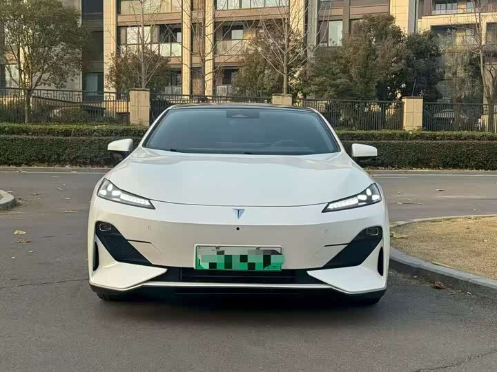 Фото 2 - Changan Deepal SL03