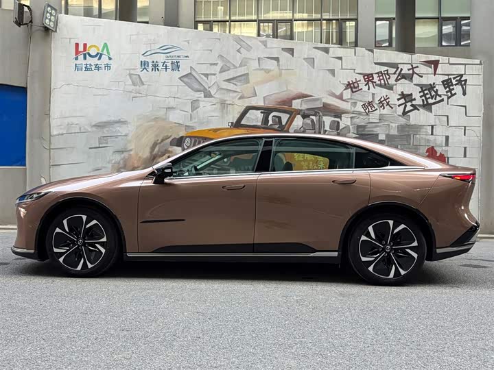 Фото 3 - Mazda EZ-6