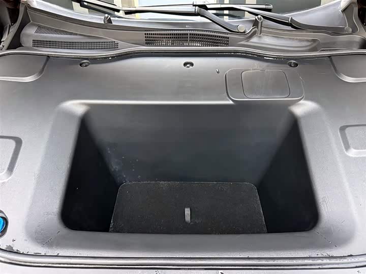 Фото 7 - Mazda EZ-6