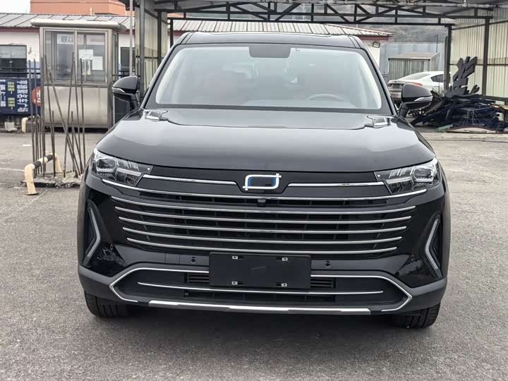 Фото 1 - Bestune T99