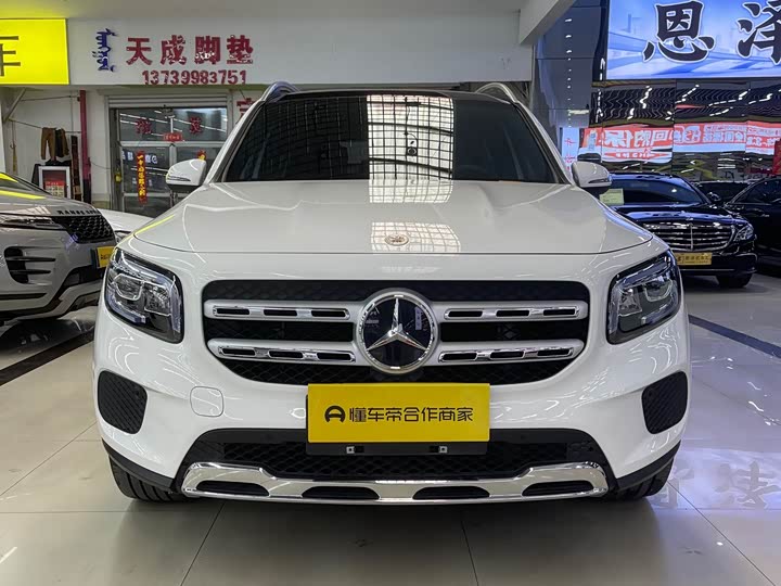 Фото 2 - Mercedes-Benz GLB-Class