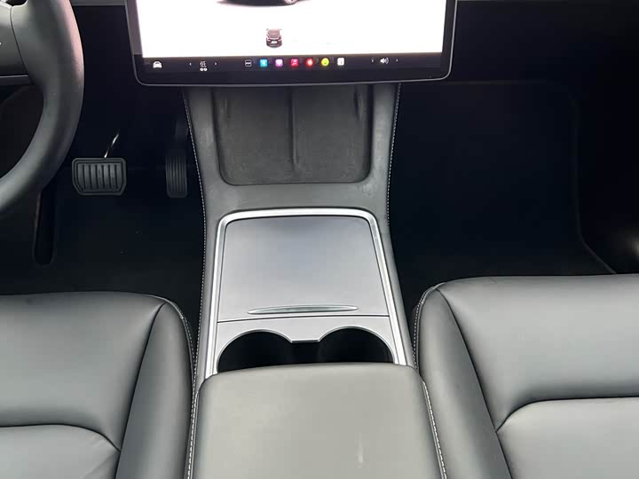 Фото 9 - Tesla Model Y