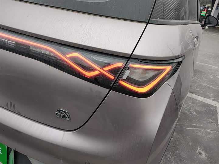 Фото 8 - BYD Dolphin