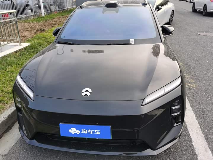 Фото 2 - Nio ET5T