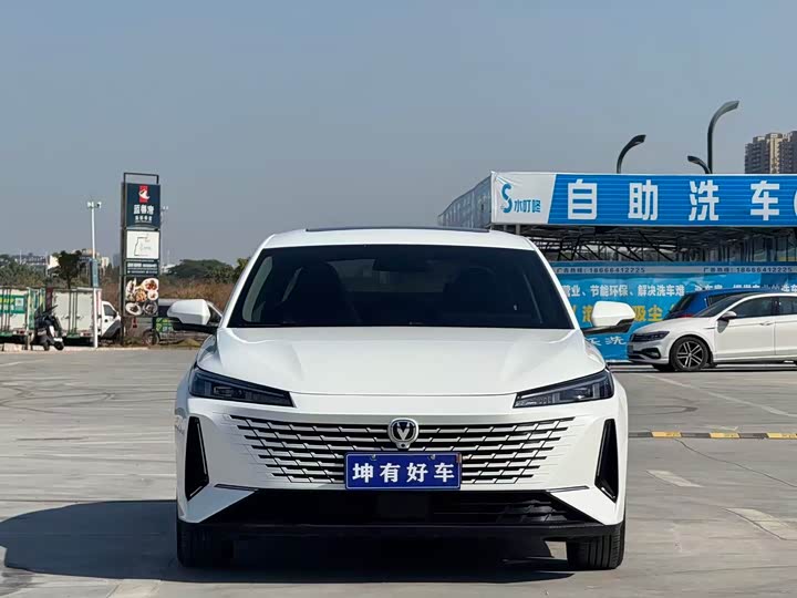 Фото 2 - Changan Yida