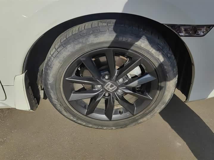 Фото 6 - Honda Civic