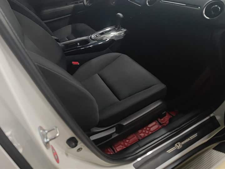 Фото 8 - Honda XR-V