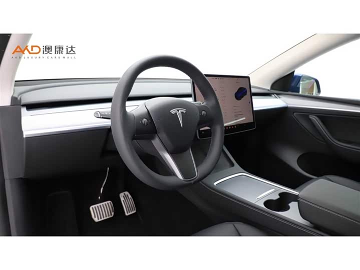 Фото 6 - Tesla Model Y