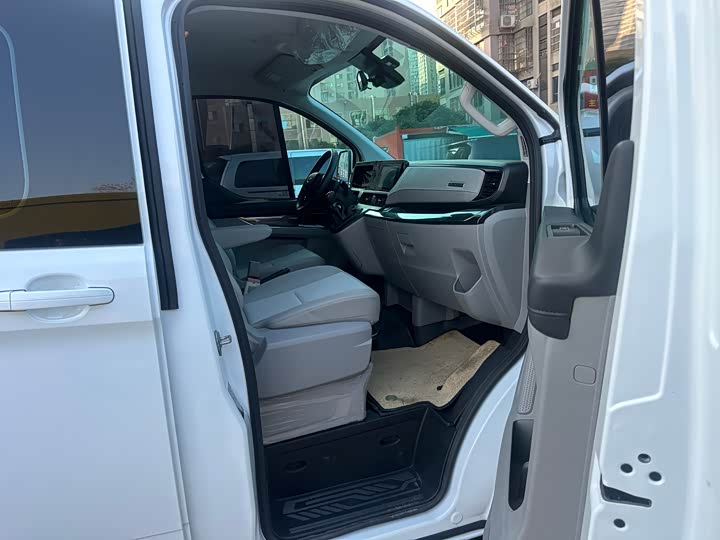 Фото 4 - Ford Transit