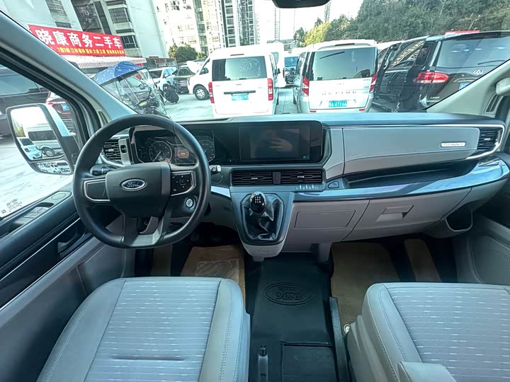 Фото 5 - Ford Transit